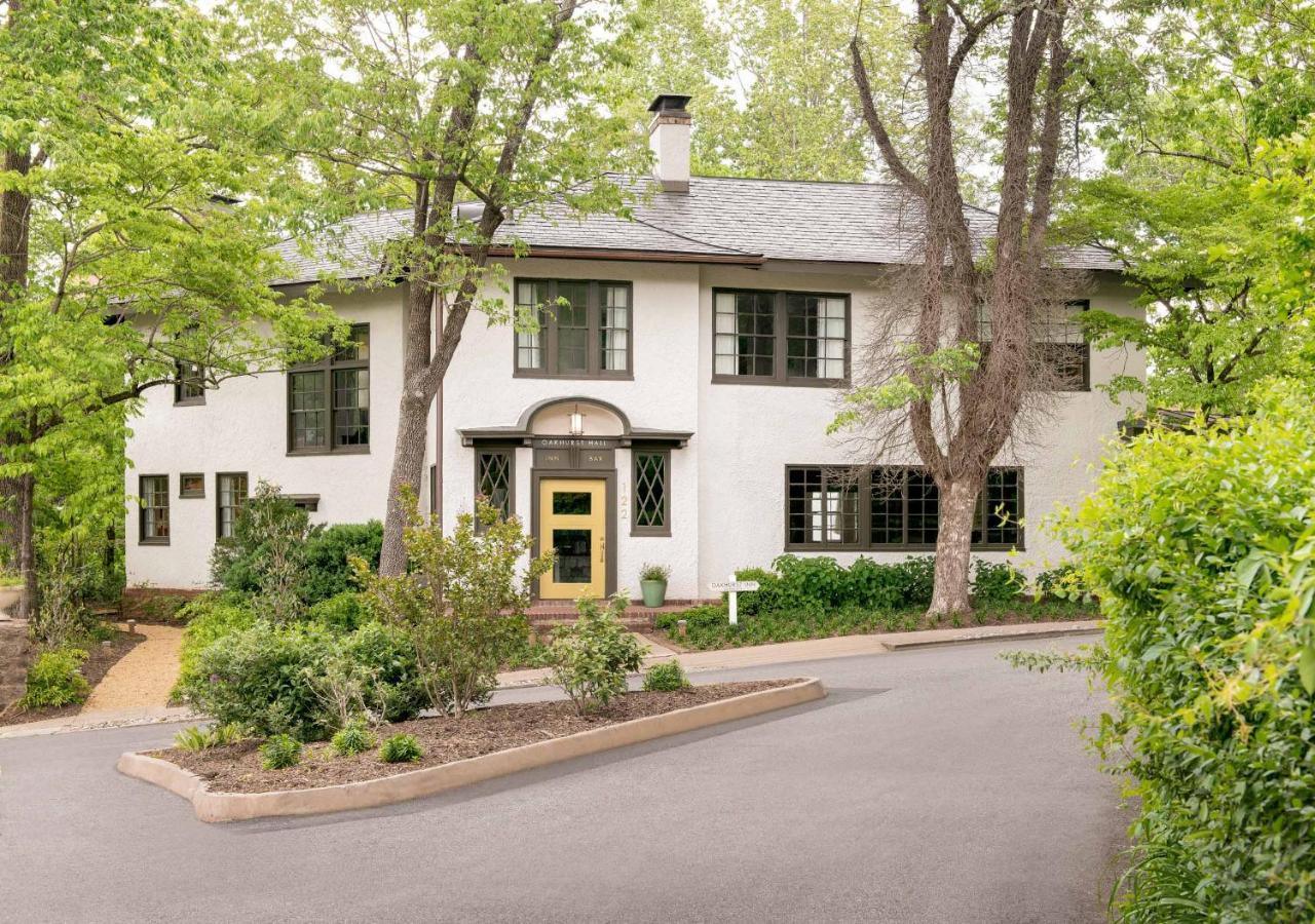 Oakhurst Inn At The University Charlottesville Exterior photo